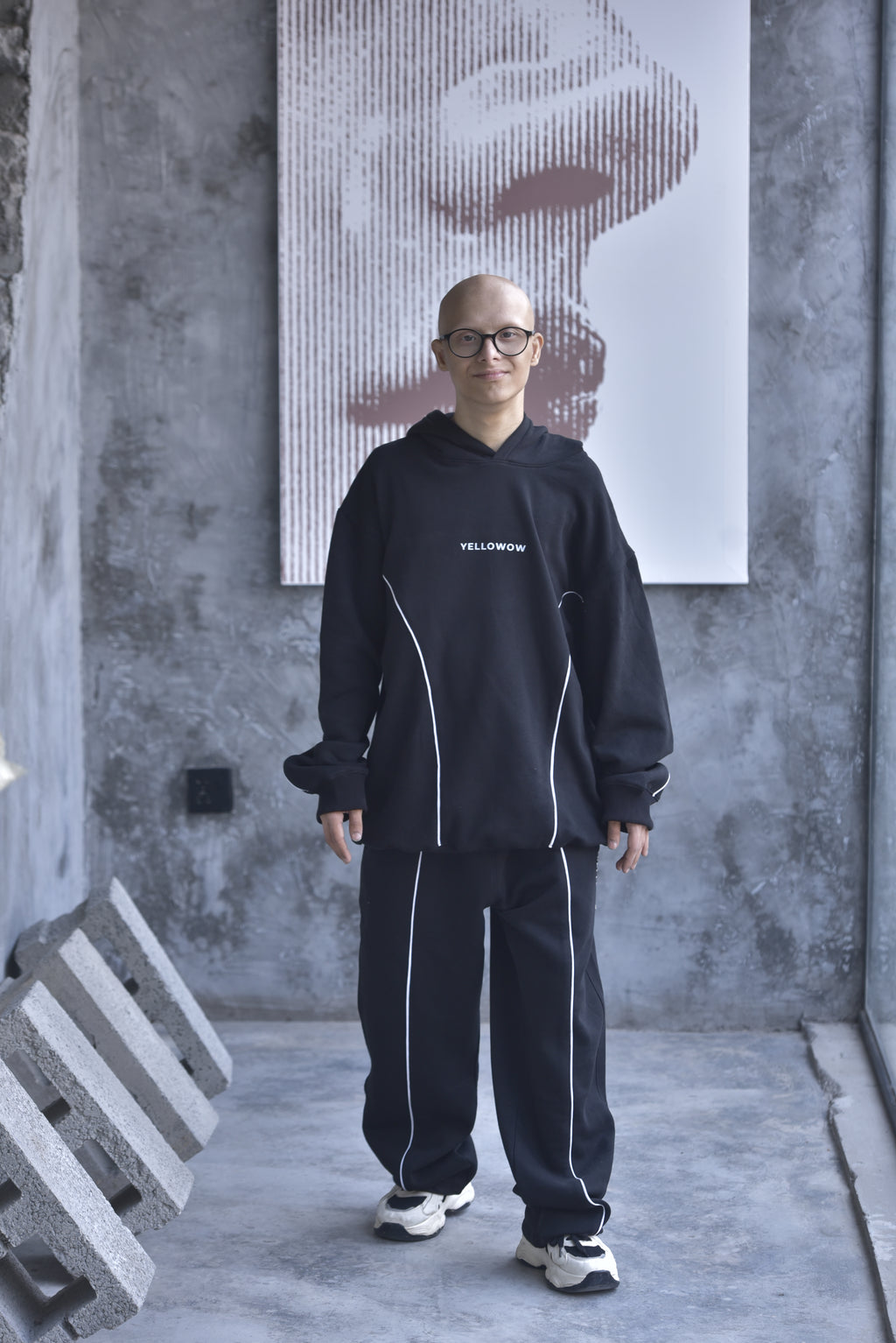 Black Oversized Tracksuit - Unisex Streetwear and Travel Tracksuit