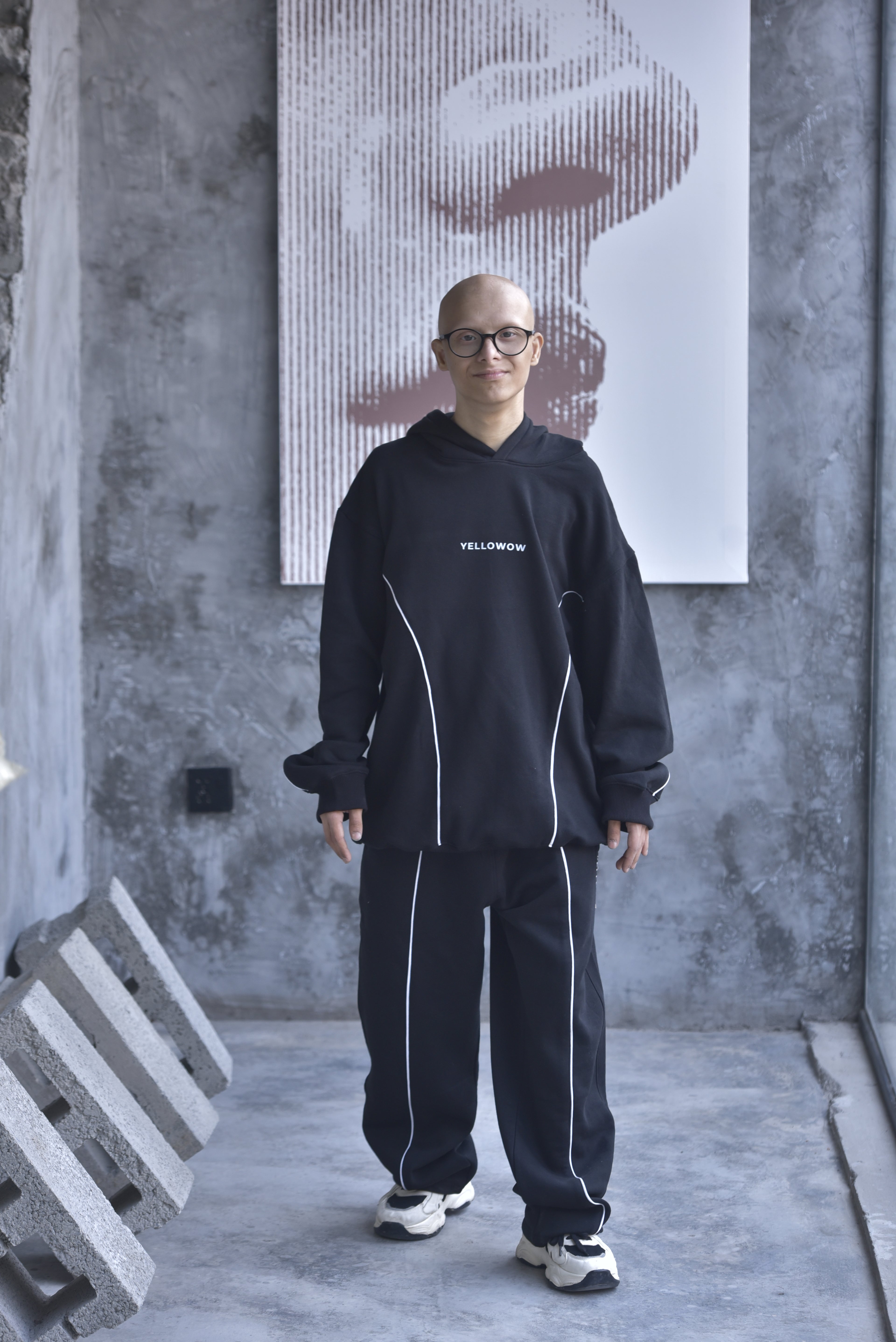 Black Oversized Tracksuit - Unisex Streetwear and Travel Tracksuit